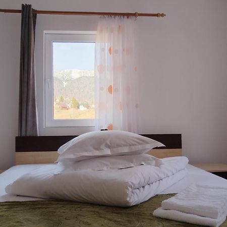 Garofita Pietrei Craiului Otel Peştera Dış mekan fotoğraf