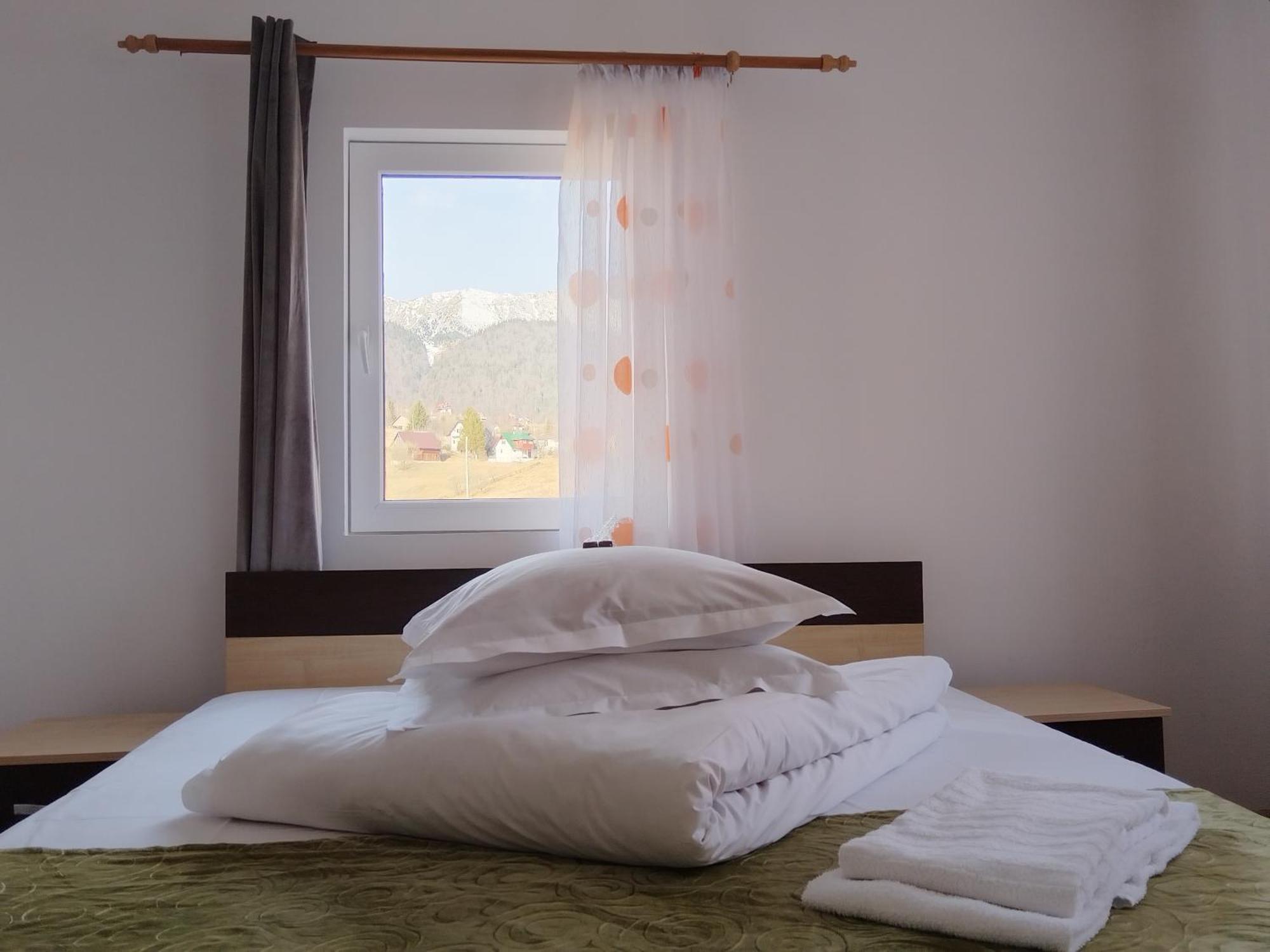 Garofita Pietrei Craiului Otel Peştera Dış mekan fotoğraf