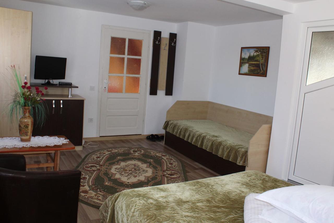 Garofita Pietrei Craiului Otel Peştera Dış mekan fotoğraf